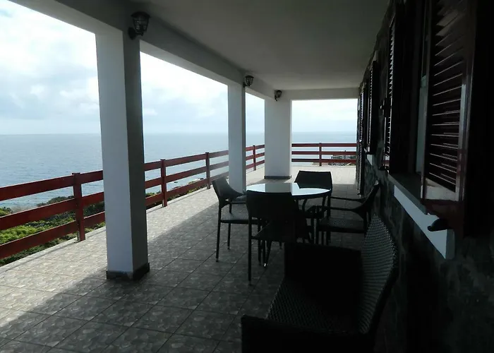 Adega Ninho Da Cagarra *