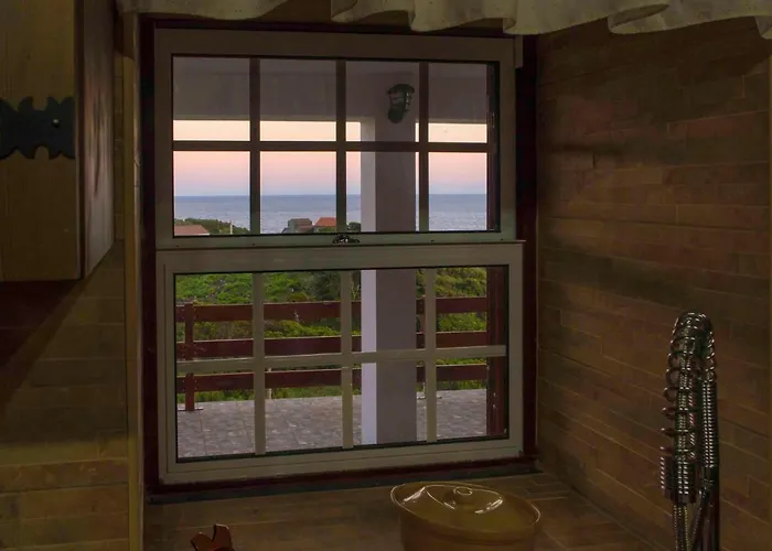 Adega Ninho Da Cagarra Calheta de Nesquim